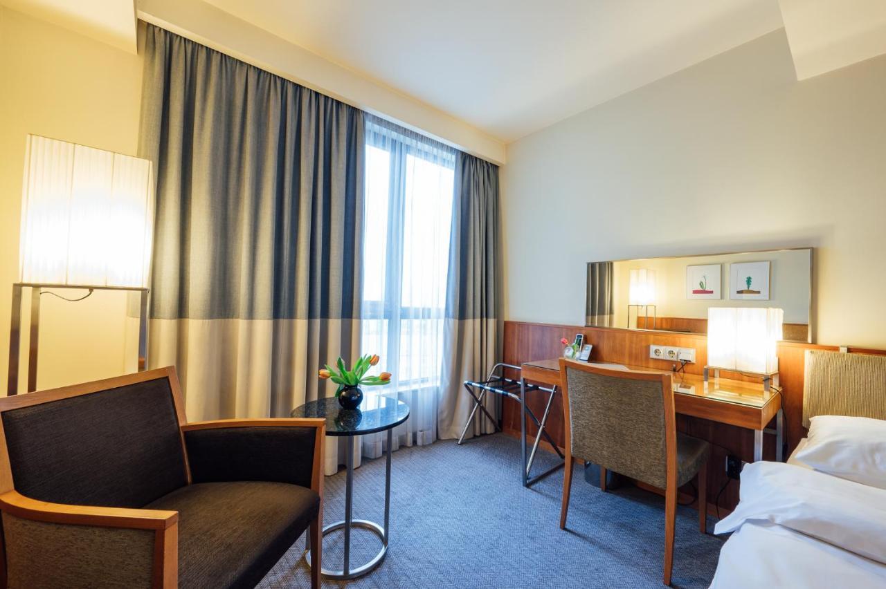 Peakture Hotel Bukarest Eksteriør billede