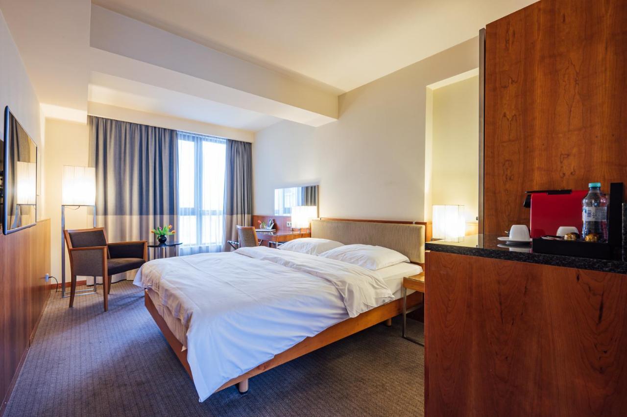 Peakture Hotel Bukarest Eksteriør billede