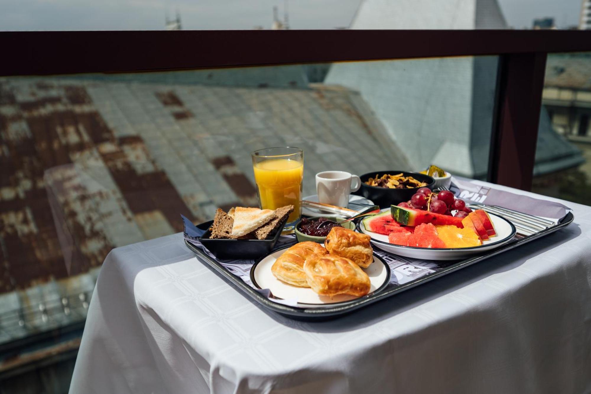Peakture Hotel Bukarest Eksteriør billede